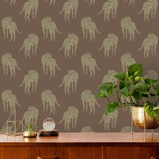 Prowling Cheetah Mahogany Plains Wallpaper