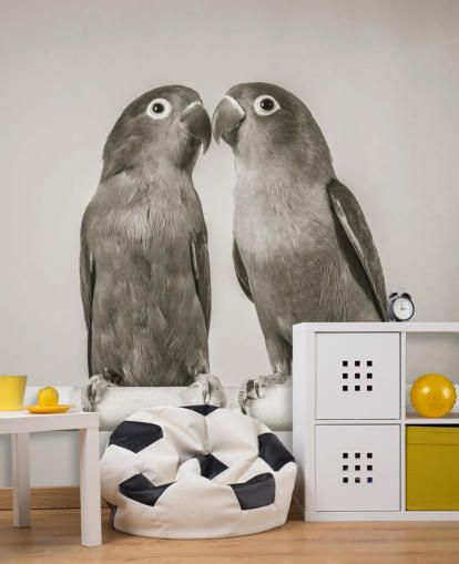 mural de pájaros en blanco y negro llamado Love Birds de Assaf Frank