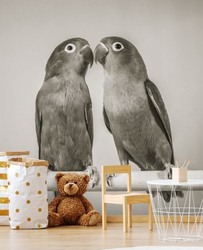 schwarz-weißes Vogelgemälde namens Love Birds von Assaf Frank schwarz-weißes Vogelgemälde namens Love Birds von Assaf Frank