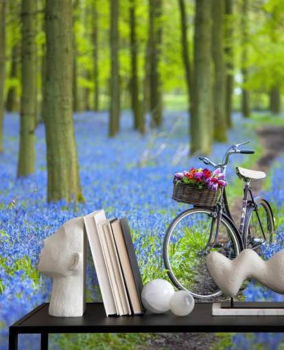 blauwe en groene bosmuurschildering met blauwe bellen genaamd Bicycle in Spring Forest door Assaf Frank