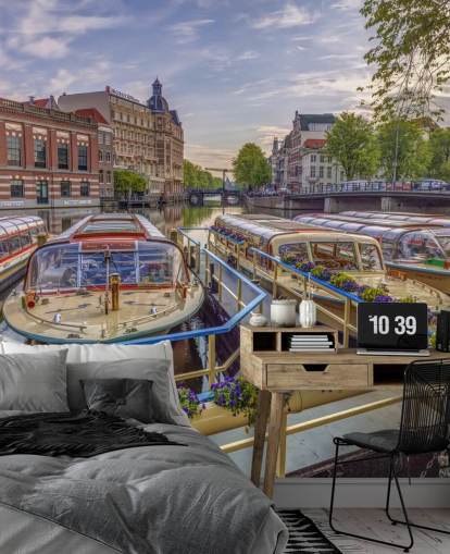 benutzerdefinierte Fototapete von Amsterdam namens Canal Boats in Amsterdam von Assaf Frank benutzerdefinierte Fototapete von Amsterdam namens Canal Boats in Amsterdam von Assaf Frank