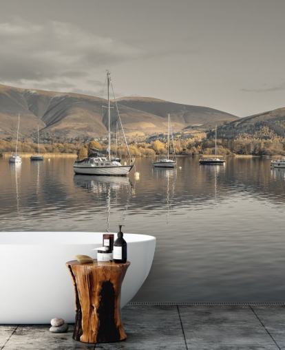 braunes und graues Wandgemälde im Lake District mit dem Titel Sailing Boats at Derwentwater von Assaf Frank