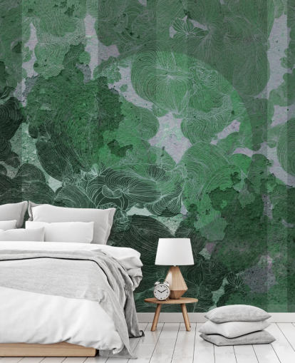 grünes maßgeschneidertes abstraktes Wandbild namens Emerald Leaf Harmony von Giulio Iurissevich für Schlafzimmer und Esszimmer