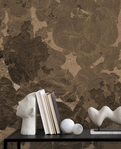 bruine abstracte muurschildering genaamd Rustic Botanical Dream van Giulio Iurissevich voor slaapkamers en eetkamers