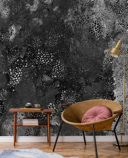 zwart-grijze abstracte muurschildering genaamd Snake Granite Dreamscape van Giulio Iurissevich voor badkamers en keukens