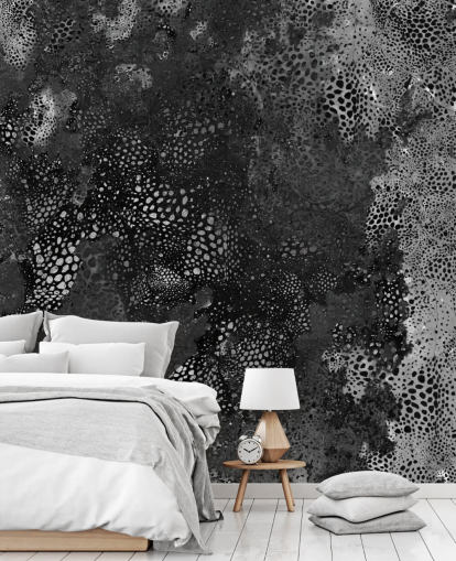 peinture murale abstraite noire et grise appelée Snake Granite Dreamscape de Giulio Iurissevich pour les salles de bain et les cuisines