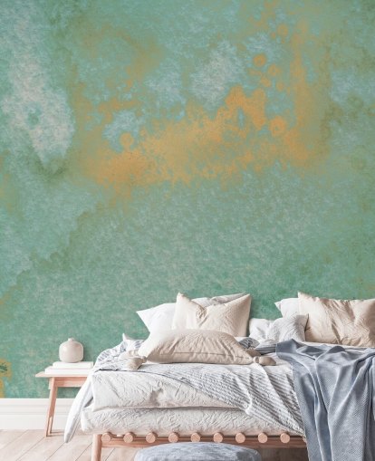 mural abstrato azul e dourado chamado Dreamy Sea Hues de Bilge Paksoylu para banheiros e cozinhas
