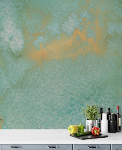 mural abstracto azul y dorado llamado Dreamy Sea Hues de Bilge Paksoylu para baños y cocinas