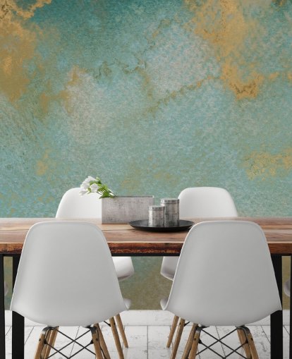 maßgeschneidertes abstraktes Wandbild in Blau und Gold namens Ethereal Mist von Bilge Paksoylu