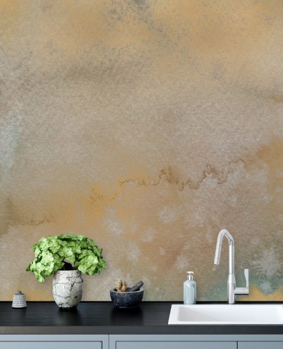 peinture murale abstraite personnalisable dorée et grise appelée Golden Horizon Mist par Bilge Paksoylu