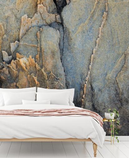 mural de roca gris personalizado llamado Ancient Crossing de Petra Meikle de Vlas