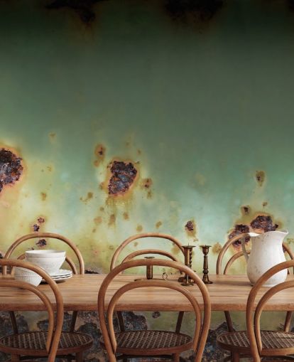 muurschildering met groen en bruin metaaleffect genaamd Oxidised Drift van Petra Meikle de Vlas