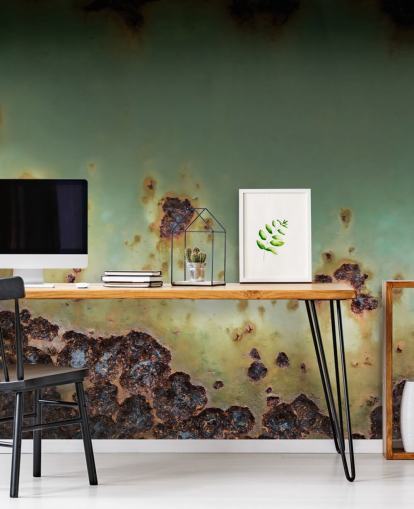 mural con efecto metálico verde y marrón llamado Oxidised Drift de Petra Meikle de Vlas