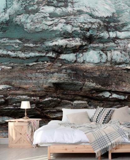 maßgefertigtes Wandbild mit Steineffekt in Blau und Grau namens Turquoise Unfolding von Petra Meikle de Vlas