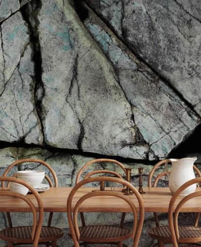 kundenspezifisches Wandbild mit grauer Steinstruktur namens Understory von Petra Meikle de Vlas 