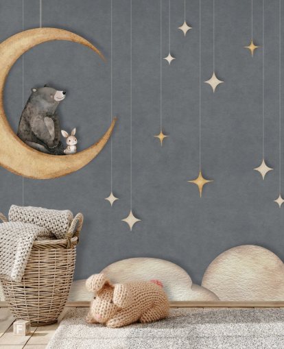 blaues, individuelles Kinderzimmer-Wandbild namens Bear on the Moon Blue aus der Oliver Robins-Kollektion