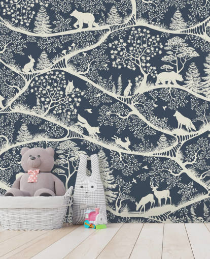 peinture murale boisée bleue et blanche appelée Nordic Nature Blue White de la gamme Oliver Robins