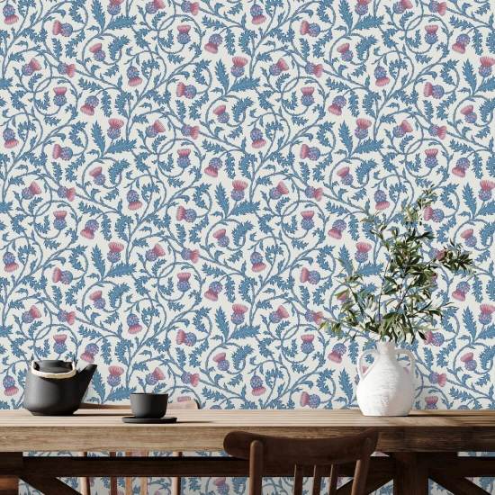 De scharlakenrode knoppen van Catriona Bloemenbehang