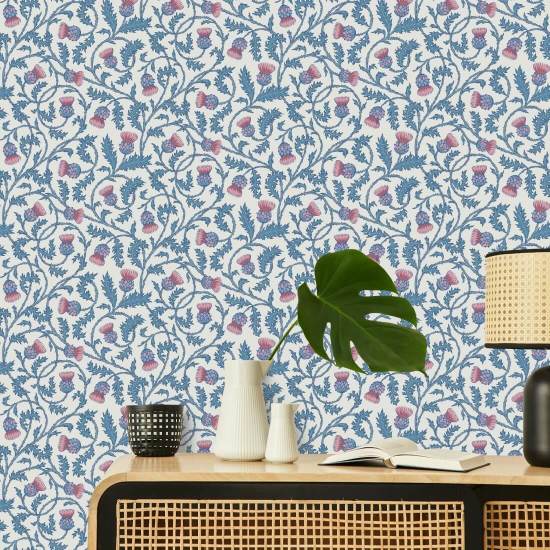 Capullos escarlatas de cardo de Catriona Papel pintado floral