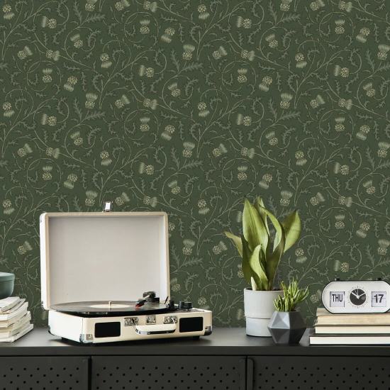 Nuit orageuse au chardon de Catriona Papier peint Nature vert foncé