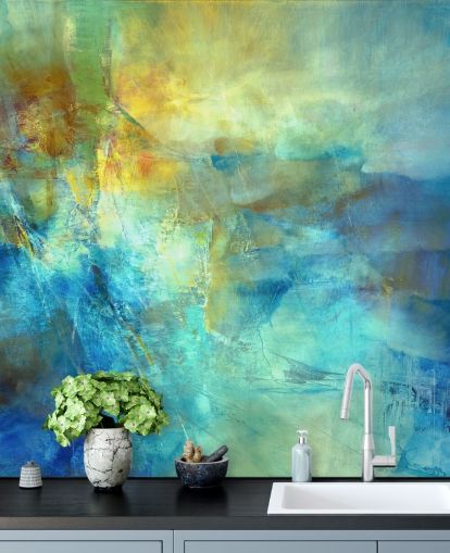 mural abstracto azul y amarillo personalizado llamado Ember at the Heart of the Deep de Annette Schmucker