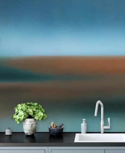 kundenspezifisches abstraktes blaues minimalistisches Wandbild namens Roko Clay von Sir Edward kundenspezifisches abstraktes blaues minimalistisches Wandbild namens Roko Clay von Sir Edward