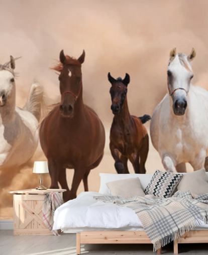 Bruine en witte paarden kudde loopmuurschildering Bruine en witte paarden kudde loopmuurschildering