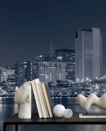 svartvit anpassad New York City tapetväggmålning som heter Manhattan at Night för vardagsrum, kontor och sovrum svartvit anpassad New York City tapetväggmålning som heter Manhattan at Night för vardagsrum, kontor och sovrum