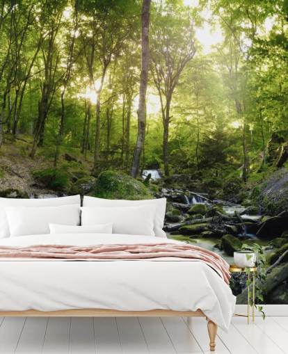 papel pintado de cascada verde llamado Forest Waterfall en Wallsauce para dormitorios, baños y oficinas papel pintado de cascada verde llamado Forest Waterfall en Wallsauce para dormitorios, baños y oficinas