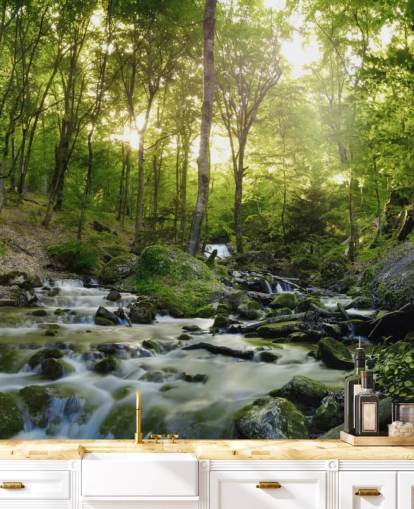 vihreä vesiputoustapetti nimeltä Forest Waterfall Wallsaucessa makuuhuoneisiin, kylpyhuoneisiin ja toimistoihin vihreä vesiputoustapetti nimeltä Forest Waterfall Wallsaucessa makuuhuoneisiin, kylpyhuoneisiin ja toimistoihin