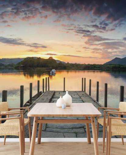 Fondo de pantalla Stone Jetty and Lake