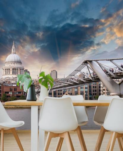 Millennium Bridge -maalaus