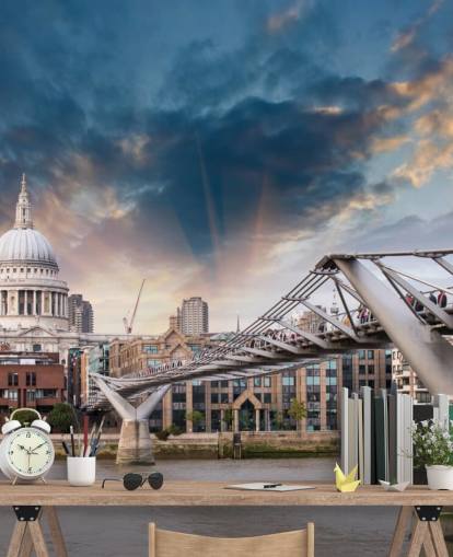 Millennium Bridge veggmaleri