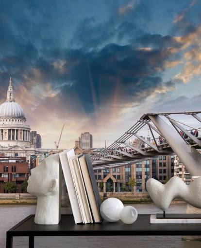 Millennium Bridge veggmaleri