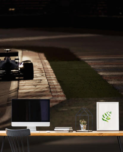 F1 auto aan de zijkant van het spoor behang