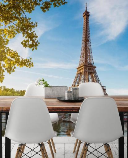 Fond d'écran Tour Eiffel sur une journée ensoleillée