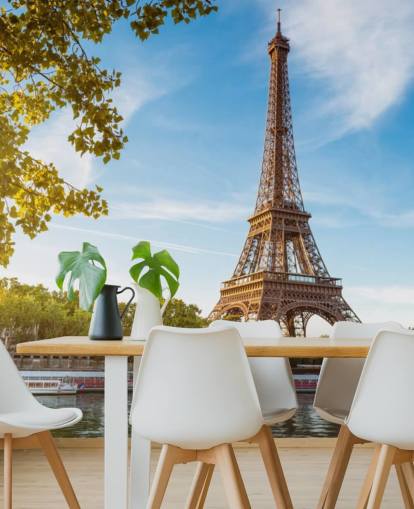 eiffel tower on a sunny day wallpaper eiffel tower on a sunny day wallpaper