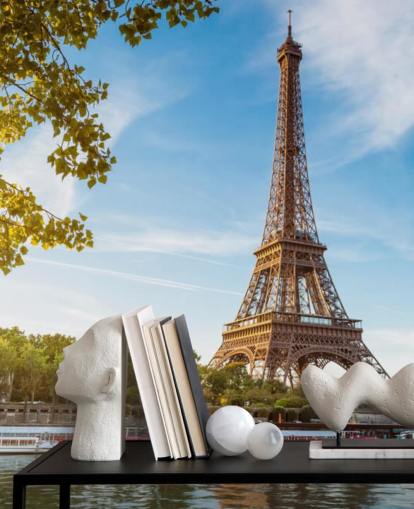 eiffel tower on a sunny day wallpaper