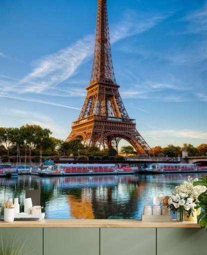 ritratto torre eiffel che riflette nella carta da parati acqua