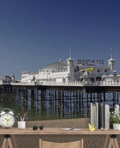 Brighton Pier an einem sonnigen Tag Tapete