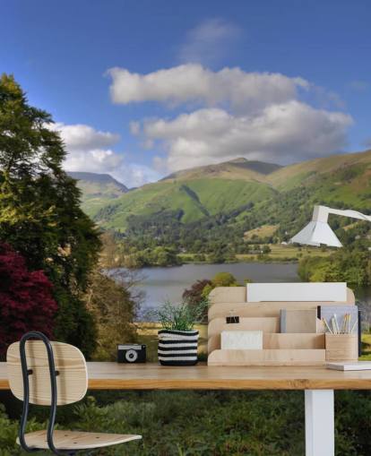 Wunderschönes Lake District Bäume See und Hügel Fototapete