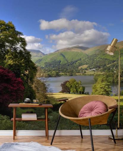 Belo Lake District Árvores Lake e Hills Wall Mural