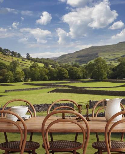 mural de papel pintado personalizable de campo llamado Rural Yorkshire para residencias de ancianos y negocios