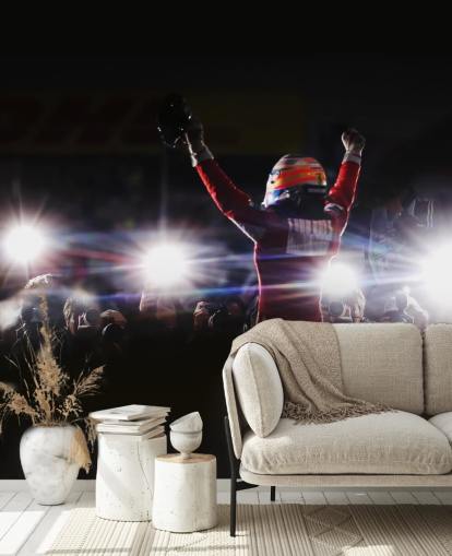 mural de papel pintado f1 en blanco, negro y rojo llamado Fernando Alonso Korea Victory 2010