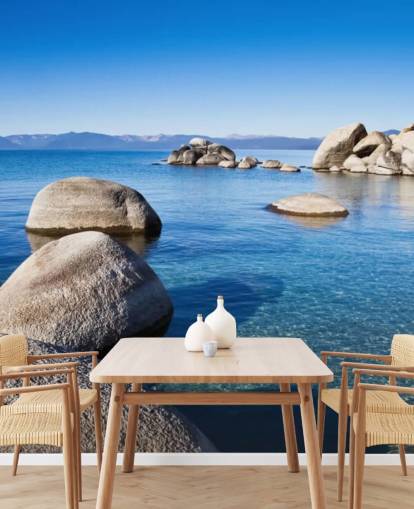 Fondo de pantalla de lago azul claro