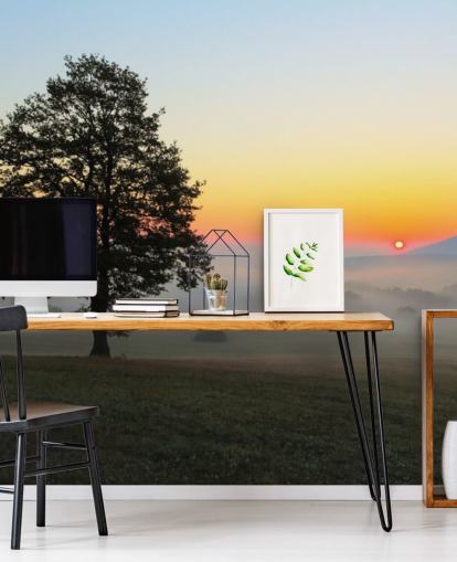 Decorazione murale con tramonto e albero nel campo