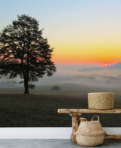 Solnedgang og tre i feltet veggmaleri Solnedgang og tre i feltet veggmaleri