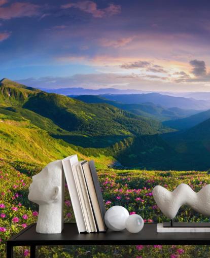 carta da parati murale con montagne verdi e viola chiamata Lush Green Mountains per camere da letto, salotti e uffici domestici