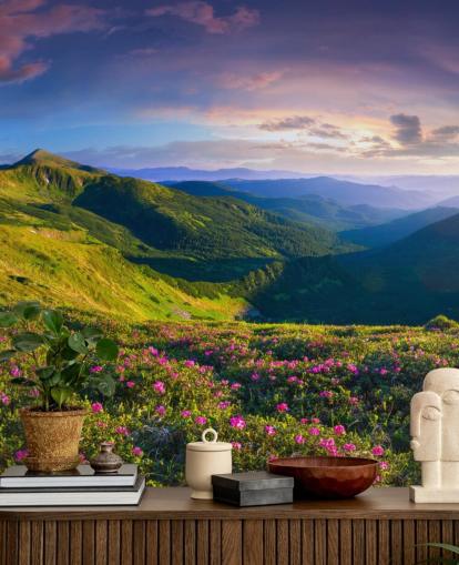 carta da parati murale con montagne verdi e viola chiamata Lush Green Mountains per camere da letto, salotti e uffici domestici