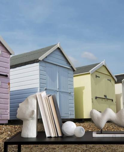 Pastel Coloured Beach Huts Wallpaper